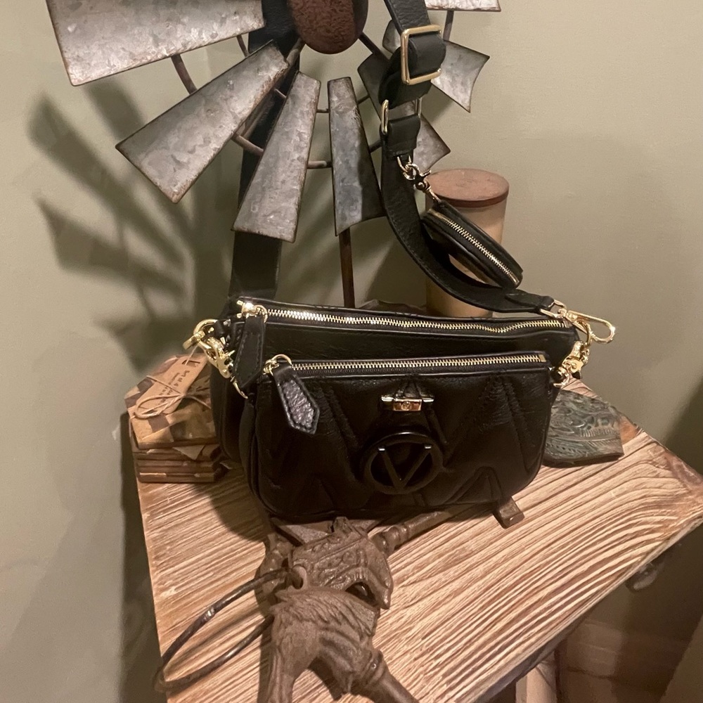 NWT Authentic Valentino quilted 3 in 1 black leather crossbody